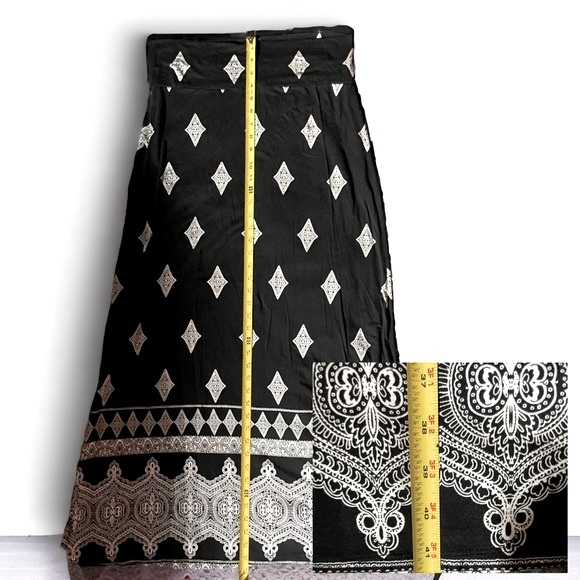 Charolette Russe l Maxi Skirt l Black w/ White Diamond Pattern l XL - Picture 3 of 6